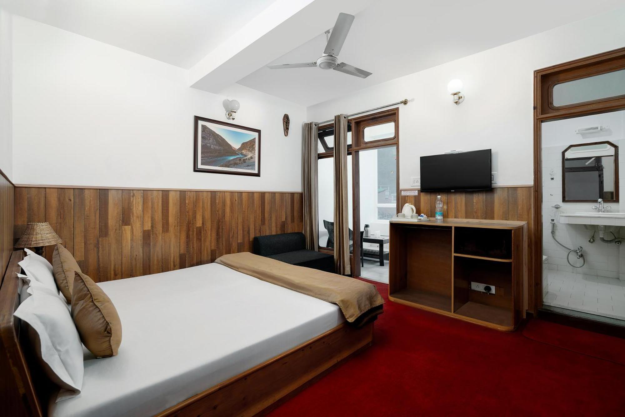 Hotel Kullu Valley Luaran gambar