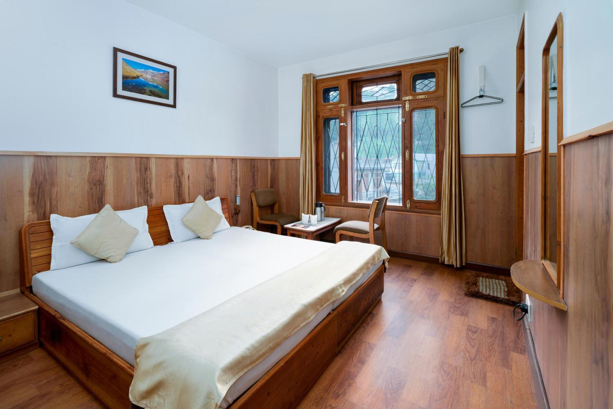 Hotel Kullu Valley Luaran gambar
