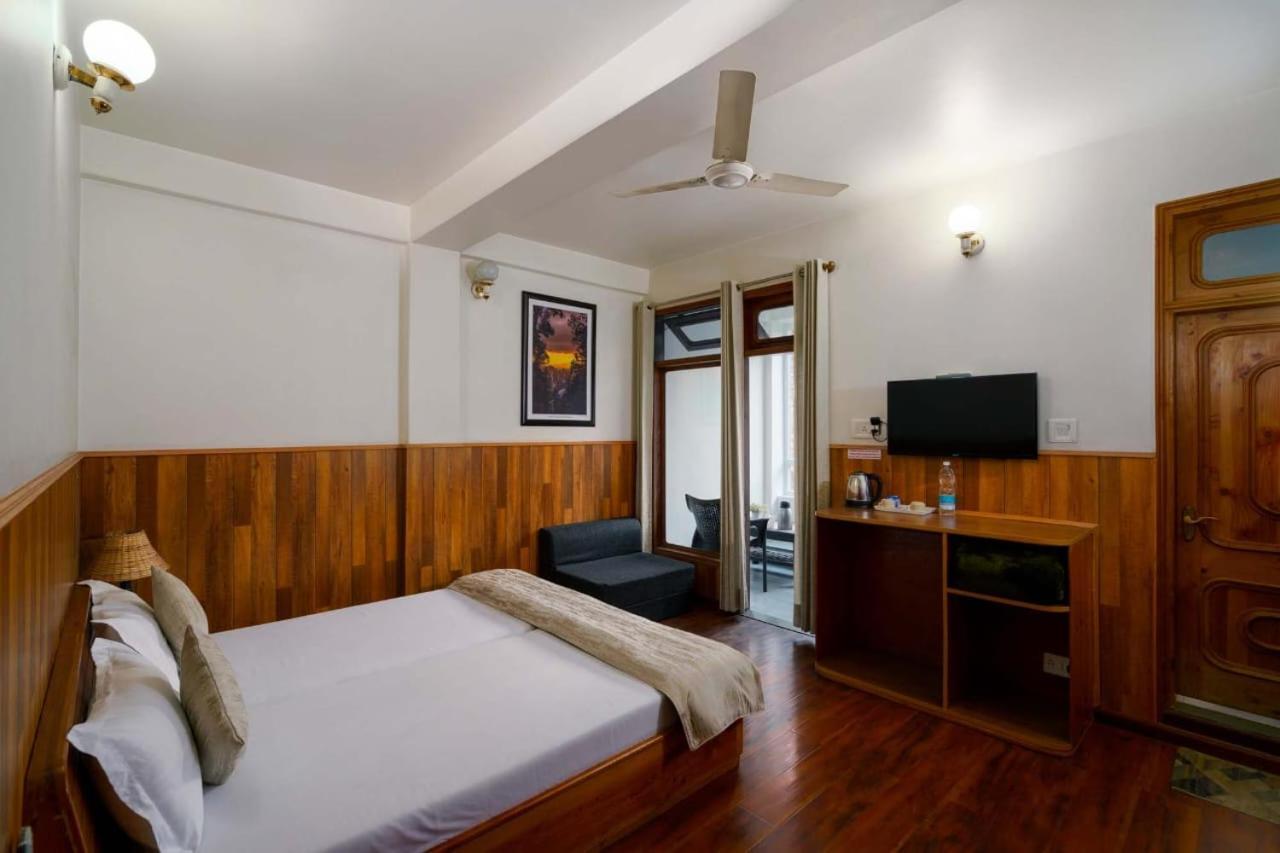 Hotel Kullu Valley Luaran gambar