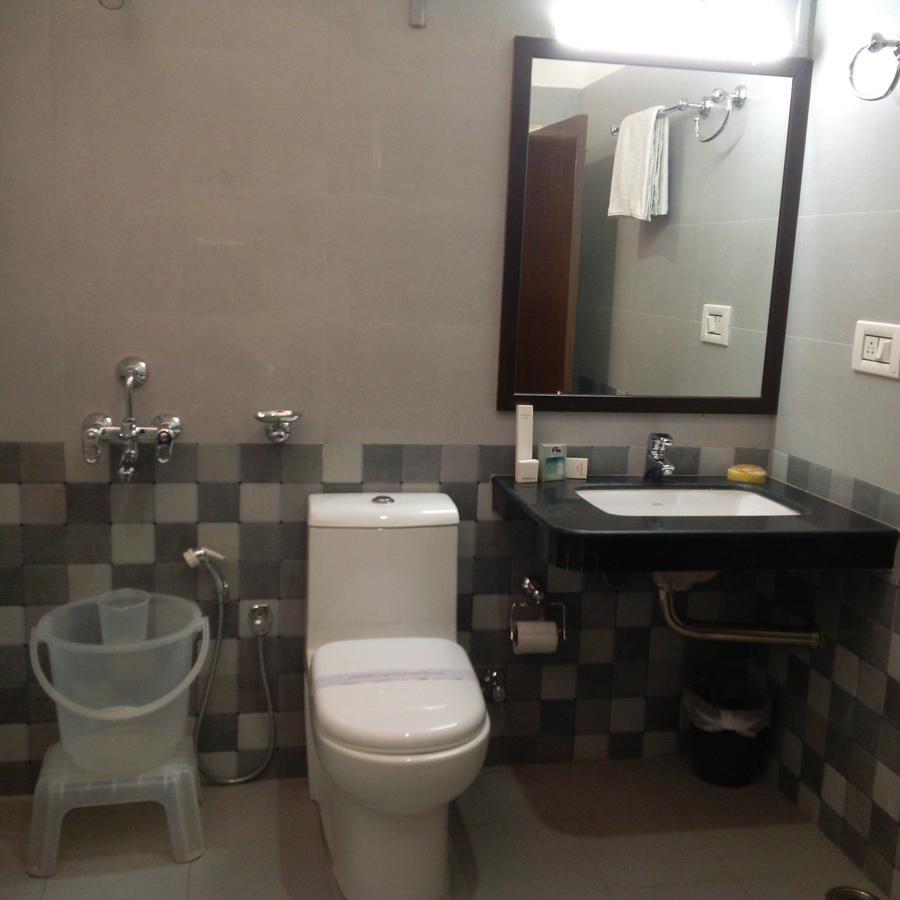 Hotel Kullu Valley Luaran gambar